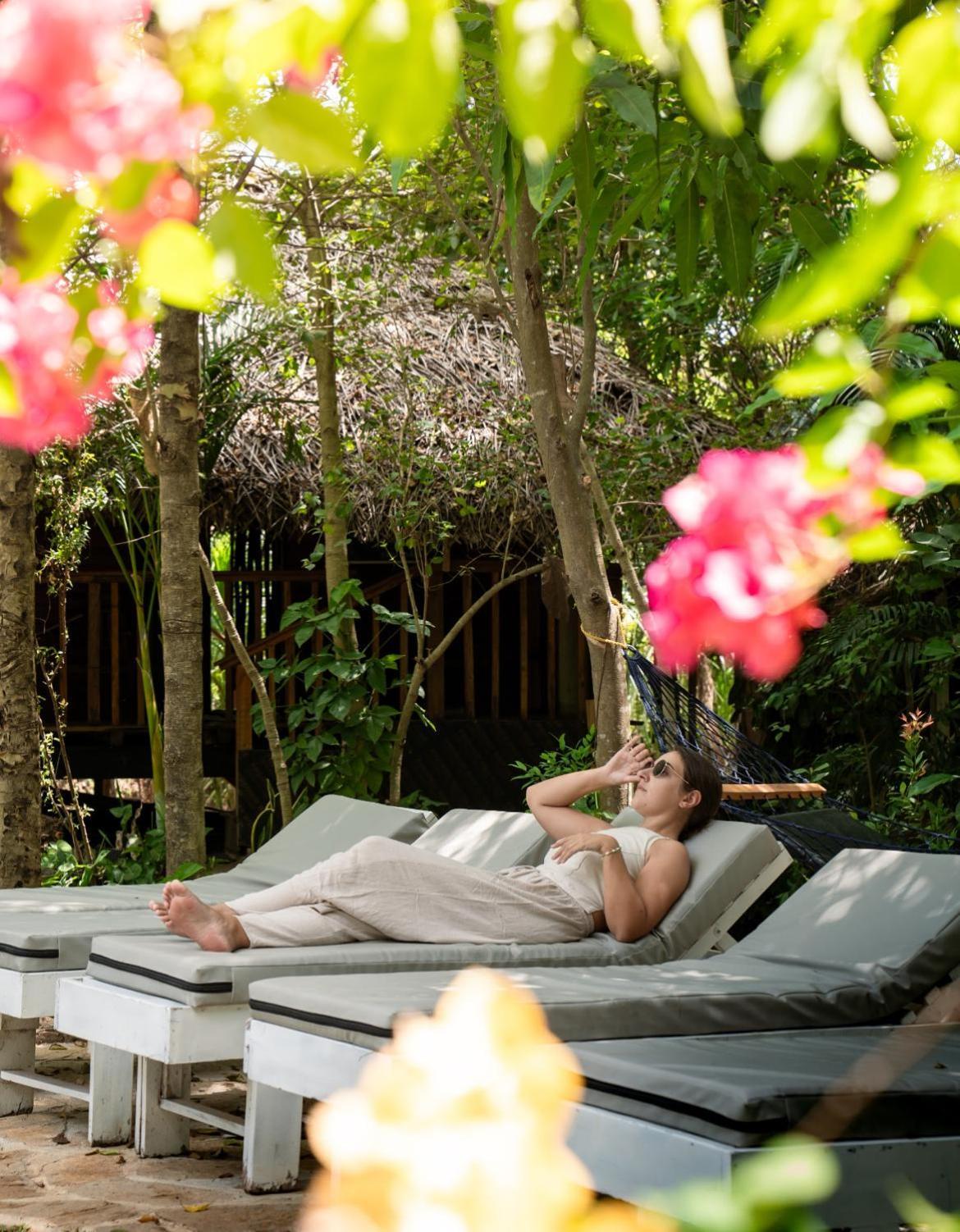 Sundaras Sigiriya Jungles Caves Resort 담불라 외부 사진